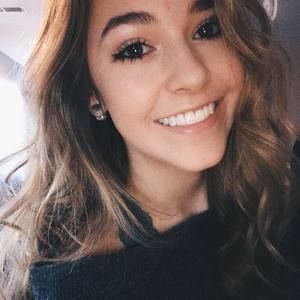 Meet your Posher, Makalee